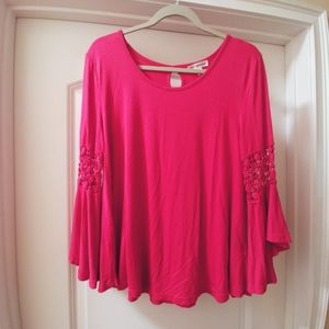 Coral 3/4 bell sleeve top